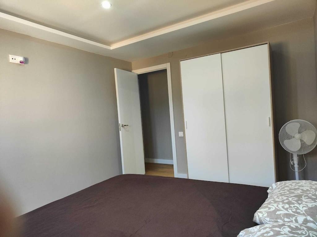 Superbe Appartement Terrasse Entierement Renove Au Bord De L'Ebre เดลแตเบรอ ภายนอก รูปภาพ